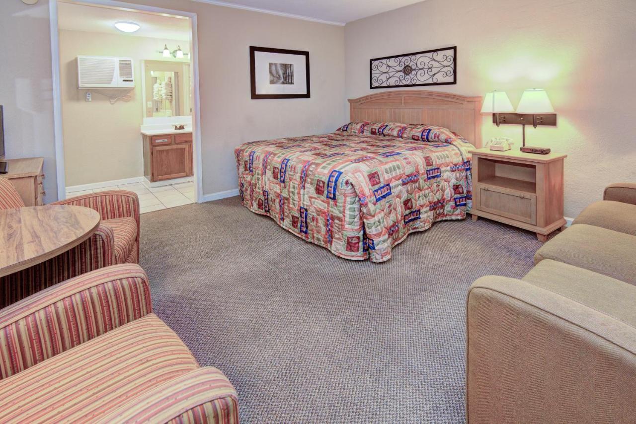 Mountain Aire - Pigeon Forge Hotel